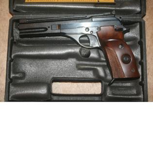 BERETTA 76 22LR