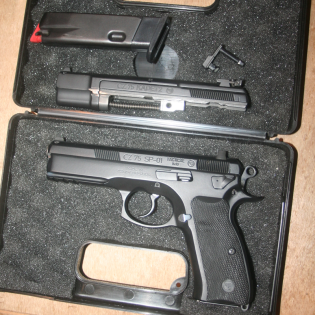 CZ SP01 TACTICAL 9X19 + CONVERSION 22LR