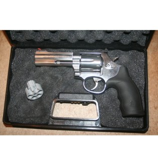 REVOLVER SMITH WESSON 686 4