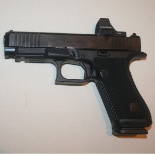 Pistolet semi-automatique Glock Modèle 17 Génération 6 Or Fs Combo (livré avec viseur Vortex Defender) Calibre 9 mm