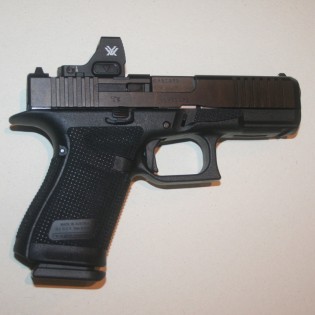 Glock 19 Gen 6 OR FS COMBO (livré avec viseur Vortex Defender) cal.9x19