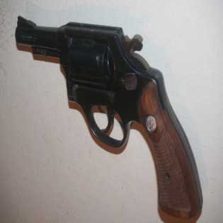 Revolver Taurus 38sp 3''1/2 calibre 38 Special
