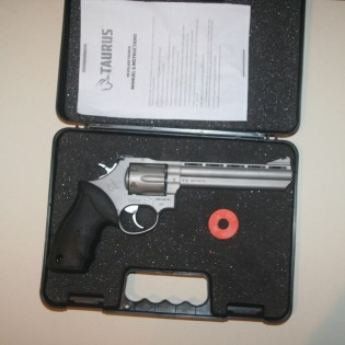 TAURUS 689 357MAGNUM