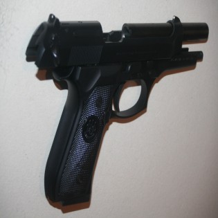 Pistolet semi-automatique Pistolet Beretta 92fs 9x19 calibre 9 mm