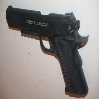 Pistolet semi-automatique Walther Colt 1911-22 Rail Gun calibre 22 LR